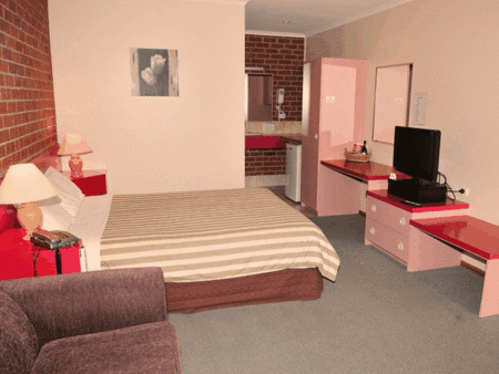 Werribee Motel  Apartments - Accommodation Coffs Harbour