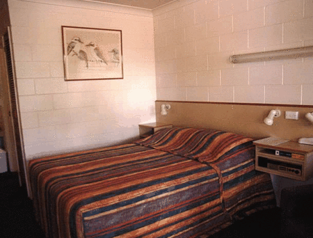 Country Ayr Motel - Accommodation Coffs Harbour 2