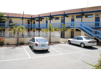 Lakes Central Hotel - Accommodation Coffs Harbour