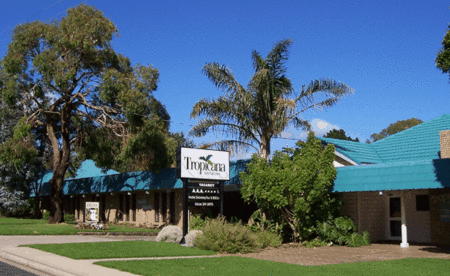 The Tropicana Motor Inn - Accommodation Coffs Harbour