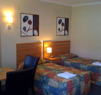3 Sisters Motel - Accommodation Coffs Harbour