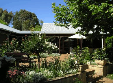 The Noble Grape - Accommodation Coffs Harbour