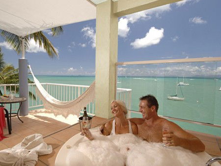 Coral Sea Resort - Accommodation Coffs Harbour 1