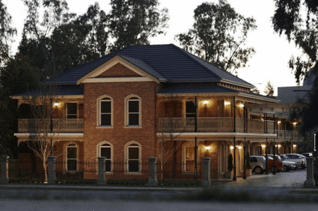 Carlyle Suites  Apartments - Accommodation Coffs Harbour