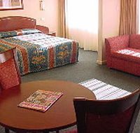 Embassy Motel - Accommodation Coffs Harbour