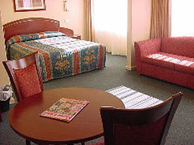 Embassy Motel - Accommodation Coffs Harbour 0