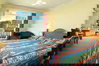 Clan Lakeside Lodge - Accommodation Coffs Harbour 2