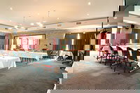 Clan Lakeside Lodge - Accommodation Coffs Harbour 4