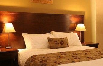 Whale Motor Inn - Accommodation Coffs Harbour 1