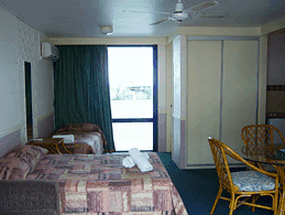 Club Surfers - Accommodation Coffs Harbour 0