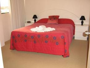 Beachfront Towers - Accommodation Coffs Harbour 3
