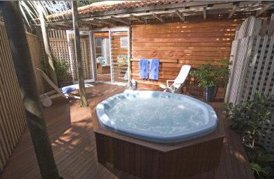 Kims Beach Hideaway - Accommodation Coffs Harbour 2