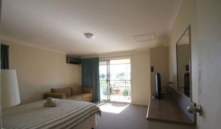 Araluen Motor Lodge - Accommodation Coffs Harbour 2