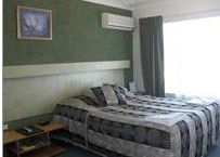 Hanging Rock Family Motel - Accommodation Coffs Harbour 2