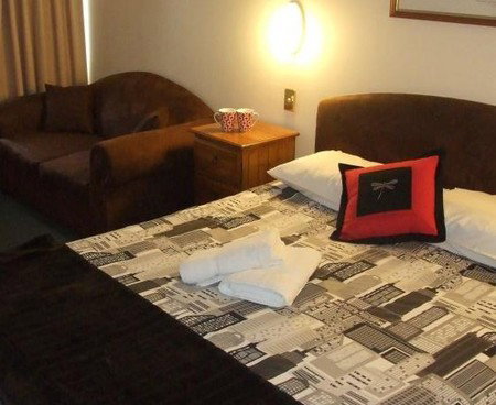 Lilac City Motor Inn & Streakhouse - Accommodation Coffs Harbour 4
