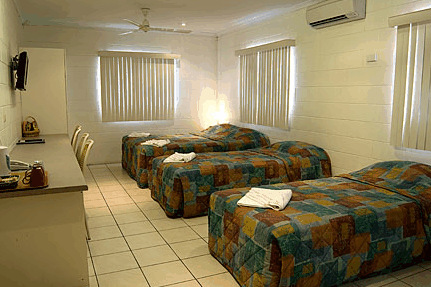 Barrier Reef Motel - Accommodation Coffs Harbour