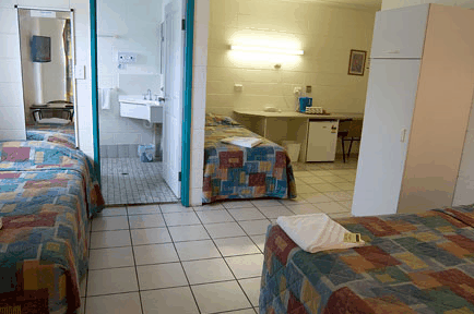 Barrier Reef Motel - Accommodation Coffs Harbour 1