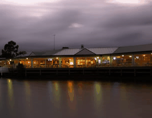 Waterfront Hotel - Accommodation Coffs Harbour