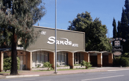 The Sands Motel - Accommodation Coffs Harbour