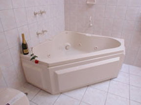 Hume Villa Motor Inn - Accommodation Coffs Harbour 4