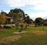 Lakes Entrance Country Cottages - Accommodation Coffs Harbour