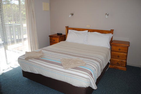 Lakes Entrance Country Cottages - Accommodation Coffs Harbour 4