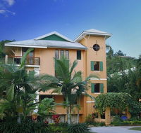 Martinique On Macrossan - Accommodation Coffs Harbour