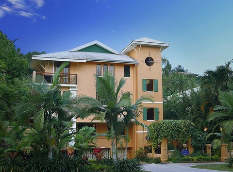 Martinique On Macrossan - Accommodation Coffs Harbour 0