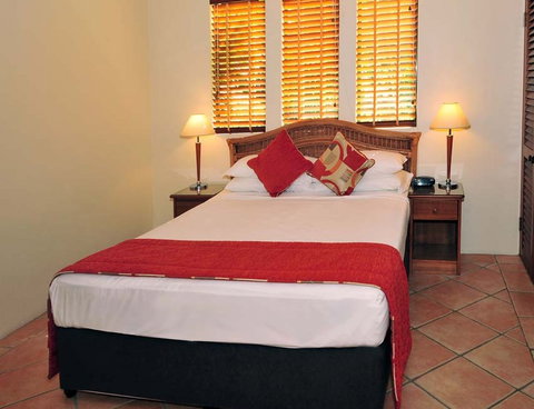 Martinique On Macrossan - Accommodation Coffs Harbour 2