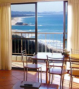 Beachfront Towers - Accommodation Coffs Harbour 10