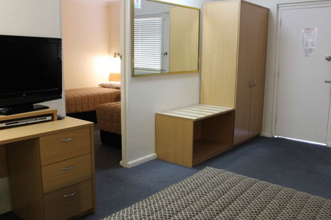 Armidale Motel - Accommodation Coffs Harbour 1
