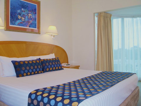 Cairns Sheridan Hotel - Accommodation Coffs Harbour 1