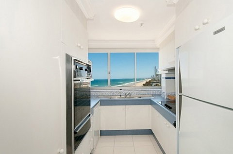 Beachside Tower - Accommodation Coffs Harbour 3