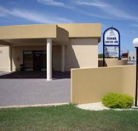 Golden Chain Tower Motor Inn - Accommodation Coffs Harbour
