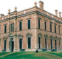 Martindale Hall - Accommodation Coffs Harbour