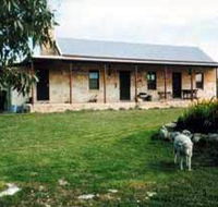 Mt Dutton Bay Woolshed Heritage Cottage - Accommodation Coffs Harbour