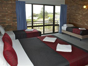 Kangaroo Island Seaside Inn - Accommodation Coffs Harbour 0