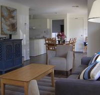 Saltaire Yellow - Accommodation Coffs Harbour