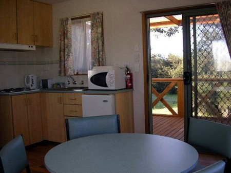 Seal Bay Cottages (Kaiwarra) - Accommodation Coffs Harbour 3