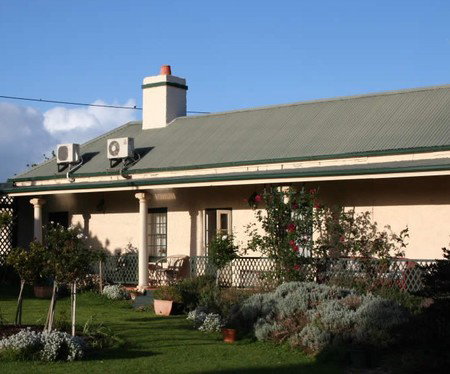 Seaview Lodge K.I. - Accommodation Coffs Harbour 2