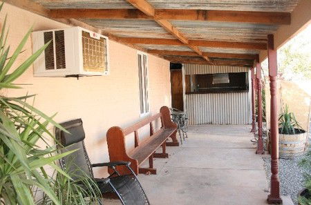 Meaney's Rest - Accommodation Coffs Harbour 2