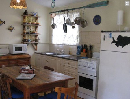 Boathaven Beach House - Accommodation Coffs Harbour 1