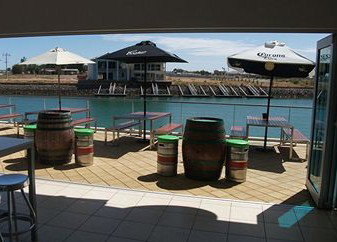 Wallaroo Marina Apartments - Accommodation Coffs Harbour 9