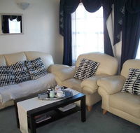 Beachside Apartment - Hove - Accommodation Coffs Harbour