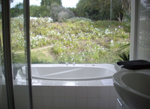 Riverfront Holiday House - Accommodation Coffs Harbour 9