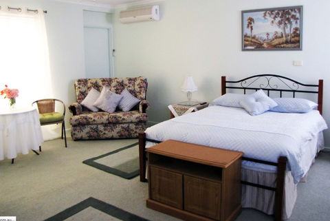 The Linear Way Bed And Breakfast - Accommodation Coffs Harbour 0