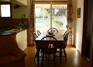 Swayne's Cottage - Accommodation Coffs Harbour 4