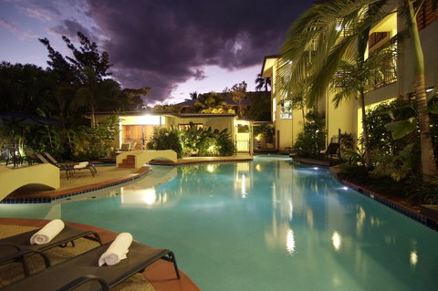 Meridian Port Douglas - Accommodation Coffs Harbour 1