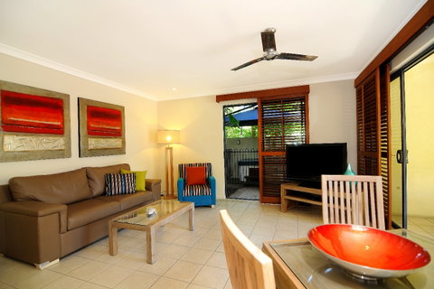 Meridian Port Douglas - Accommodation Coffs Harbour 5