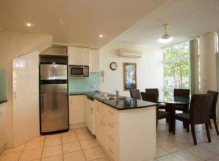 Tropical Nites - Accommodation Coffs Harbour 3